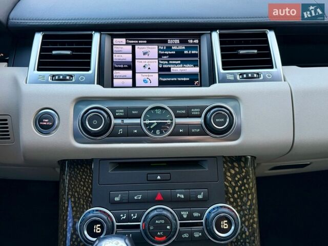 Сірий Ленд Ровер Range Rover Sport, об'ємом двигуна 3 л та пробігом 195 тис. км за 18900 $, фото 33 на Automoto.ua