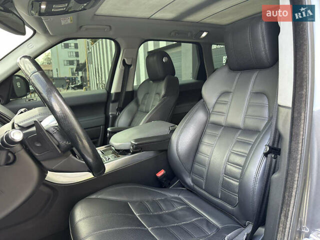 Серый Ленд Ровер Рендж Ровер Спорт, объемом двигателя 5 л и пробегом 208 тыс. км за 30000 $, фото 19 на Automoto.ua