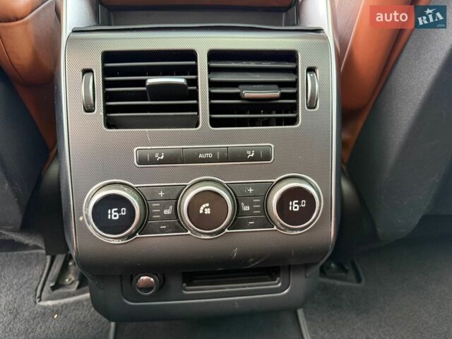 Сірий Ленд Ровер Range Rover Sport, об'ємом двигуна 2.99 л та пробігом 220 тис. км за 19990 $, фото 16 на Automoto.ua