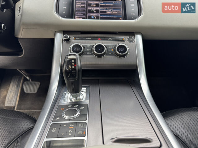 Сірий Ленд Ровер Range Rover Sport, об'ємом двигуна 2.99 л та пробігом 190 тис. км за 24999 $, фото 9 на Automoto.ua
