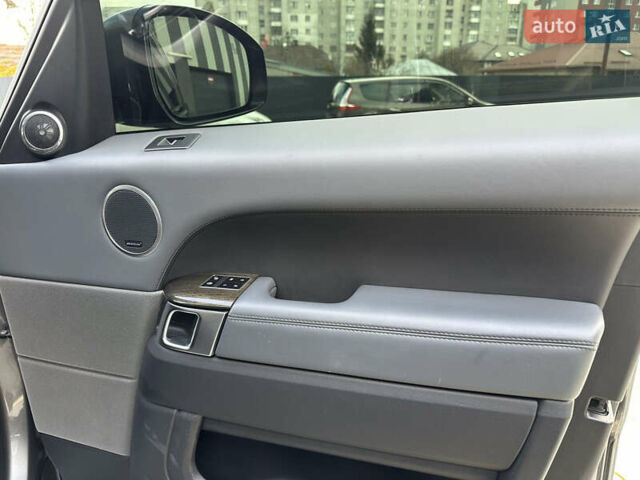 Серый Ленд Ровер Рендж Ровер Спорт, объемом двигателя 5 л и пробегом 208 тыс. км за 30000 $, фото 27 на Automoto.ua