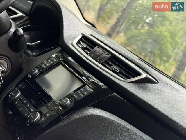 Сірий Ленд Ровер Range Rover Sport, об'ємом двигуна 2.99 л та пробігом 272 тис. км за 20800 $, фото 7 на Automoto.ua