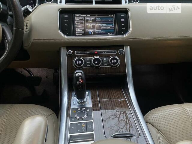 Сірий Ленд Ровер Range Rover Sport, об'ємом двигуна 3 л та пробігом 84 тис. км за 38950 $, фото 131 на Automoto.ua