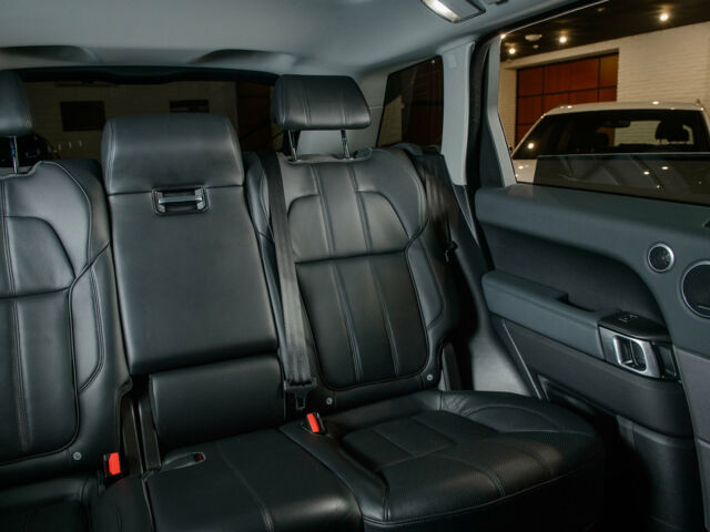 Сірий Ленд Ровер Range Rover Sport, об'ємом двигуна 3 л та пробігом 32 тис. км за 62000 $, фото 30 на Automoto.ua