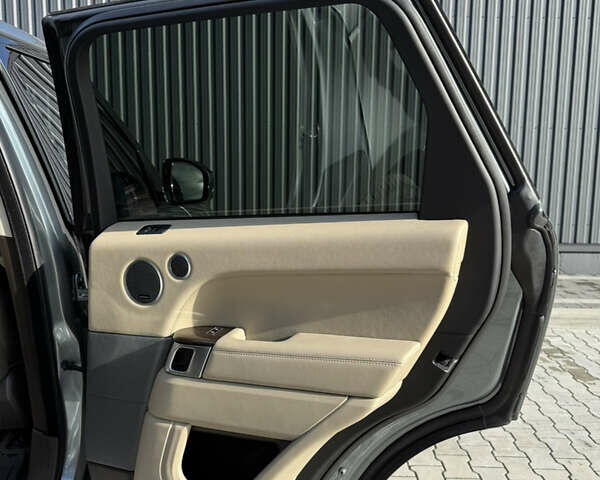 Серый Ленд Ровер Рендж Ровер Спорт, объемом двигателя 3 л и пробегом 164 тыс. км за 27000 $, фото 70 на Automoto.ua