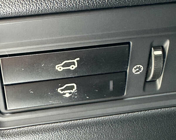 Серый Ленд Ровер Рендж Ровер Спорт, объемом двигателя 2.99 л и пробегом 180 тыс. км за 27000 $, фото 29 на Automoto.ua