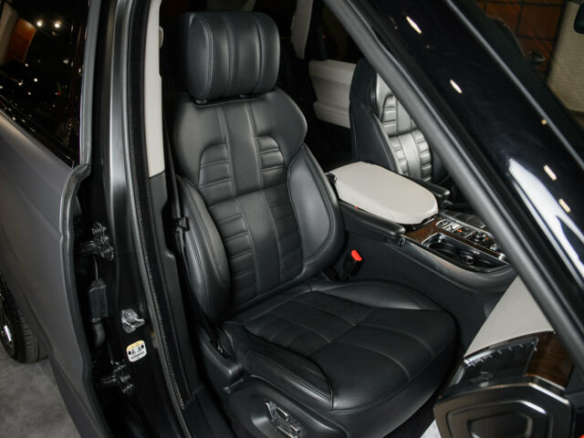 Сірий Ленд Ровер Range Rover Sport, об'ємом двигуна 5 л та пробігом 83 тис. км за 53500 $, фото 32 на Automoto.ua