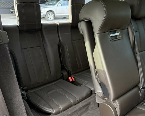 Серый Ленд Ровер Рендж Ровер Спорт, объемом двигателя 3 л и пробегом 164 тыс. км за 27000 $, фото 84 на Automoto.ua