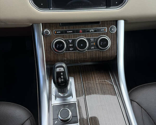 Серый Ленд Ровер Рендж Ровер Спорт, объемом двигателя 3 л и пробегом 164 тыс. км за 27000 $, фото 87 на Automoto.ua