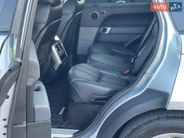 Сірий Ленд Ровер Range Rover Sport, об'ємом двигуна 3 л та пробігом 95 тис. км за 11999 $, фото 9 на Automoto.ua