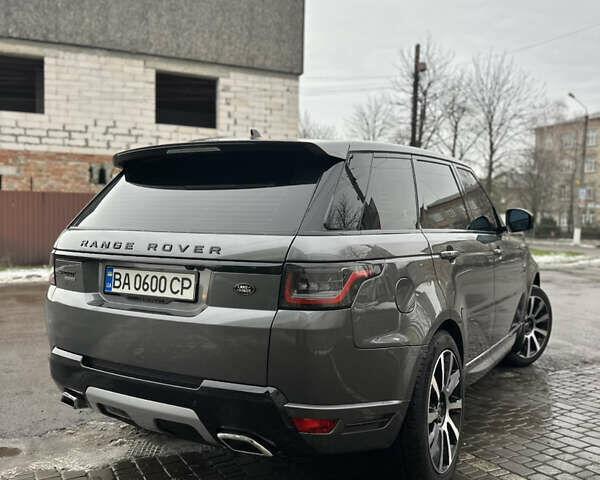 Серый Ленд Ровер Рендж Ровер Спорт, объемом двигателя 2.99 л и пробегом 180 тыс. км за 27000 $, фото 2 на Automoto.ua