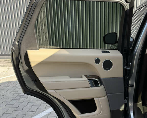 Серый Ленд Ровер Рендж Ровер Спорт, объемом двигателя 3 л и пробегом 164 тыс. км за 27000 $, фото 57 на Automoto.ua