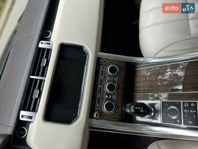 Сірий Ленд Ровер Range Rover Sport, об'ємом двигуна 2.99 л та пробігом 143 тис. км за 21000 $, фото 24 на Automoto.ua