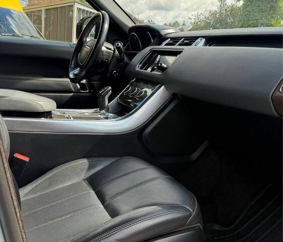Сірий Ленд Ровер Range Rover Sport, об'ємом двигуна 3 л та пробігом 297 тис. км за 18498 $, фото 19 на Automoto.ua