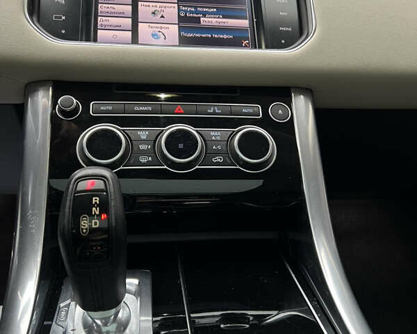 Серый Ленд Ровер Рендж Ровер Спорт, объемом двигателя 3 л и пробегом 203 тыс. км за 22500 $, фото 9 на Automoto.ua