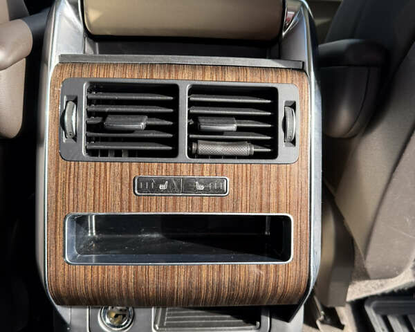 Серый Ленд Ровер Рендж Ровер Спорт, объемом двигателя 3 л и пробегом 164 тыс. км за 27000 $, фото 79 на Automoto.ua