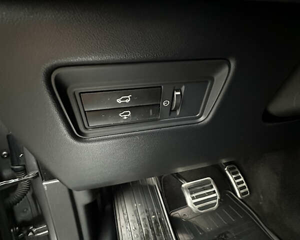 Серый Ленд Ровер Рендж Ровер Спорт, объемом двигателя 2.99 л и пробегом 180 тыс. км за 27000 $, фото 62 на Automoto.ua