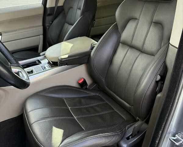 Серый Ленд Ровер Рендж Ровер Спорт, объемом двигателя 3 л и пробегом 164 тыс. км за 27000 $, фото 51 на Automoto.ua