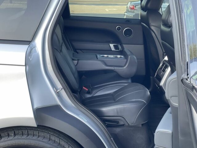 Сірий Ленд Ровер Range Rover Sport, об'ємом двигуна 3 л та пробігом 90 тис. км за 27500 $, фото 6 на Automoto.ua