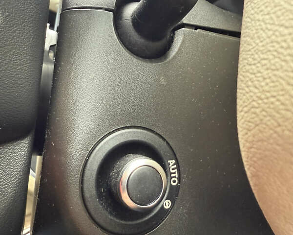 Серый Ленд Ровер Рендж Ровер Спорт, объемом двигателя 3 л и пробегом 164 тыс. км за 27000 $, фото 98 на Automoto.ua