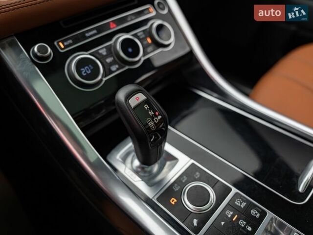 Сірий Ленд Ровер Range Rover Sport, об'ємом двигуна 3 л та пробігом 181 тис. км за 23581 $, фото 18 на Automoto.ua