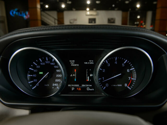 Сірий Ленд Ровер Range Rover Sport, об'ємом двигуна 5 л та пробігом 83 тис. км за 53500 $, фото 19 на Automoto.ua