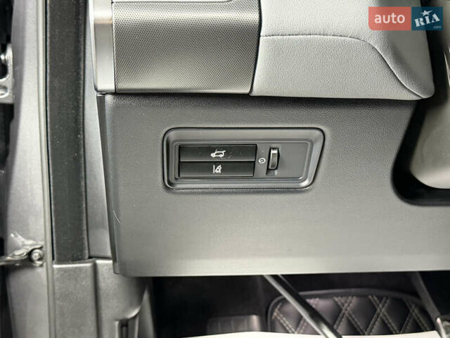 Сірий Ленд Ровер Range Rover Sport, об'ємом двигуна 2.99 л та пробігом 159 тис. км за 26900 $, фото 44 на Automoto.ua