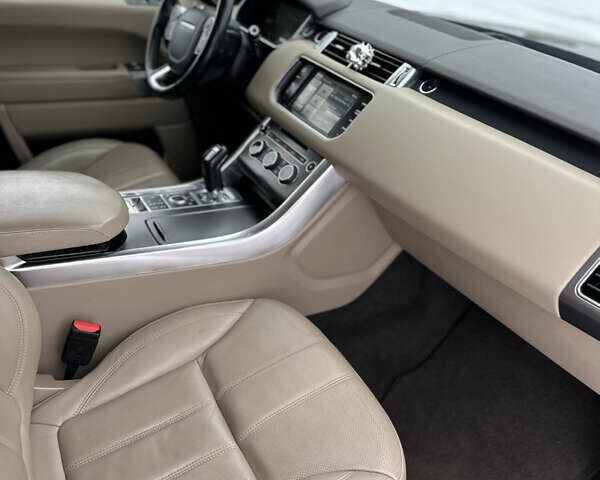 Серый Ленд Ровер Рендж Ровер Спорт, объемом двигателя 2.99 л и пробегом 175 тыс. км за 26500 $, фото 49 на Automoto.ua