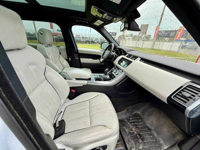 Сірий Ленд Ровер Range Rover Sport, об'ємом двигуна 3 л та пробігом 230 тис. км за 11900 $, фото 22 на Automoto.ua