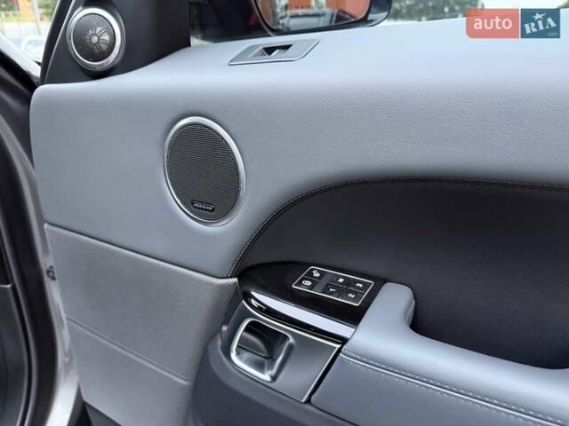 Сірий Ленд Ровер Range Rover Sport, об'ємом двигуна 3 л та пробігом 154 тис. км за 23900 $, фото 86 на Automoto.ua