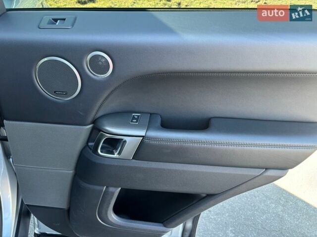 Серый Ленд Ровер Рендж Ровер Спорт, объемом двигателя 2.99 л и пробегом 175 тыс. км за 21900 $, фото 11 на Automoto.ua