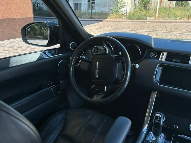 Сірий Ленд Ровер Range Rover Sport, об'ємом двигуна 2.99 л та пробігом 209 тис. км за 25000 $, фото 12 на Automoto.ua