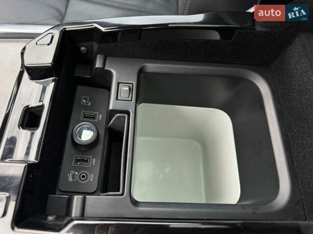 Сірий Ленд Ровер Range Rover Sport, об'ємом двигуна 3 л та пробігом 155 тис. км за 19999 $, фото 43 на Automoto.ua