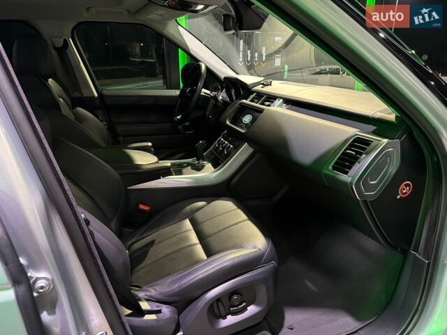Сірий Ленд Ровер Range Rover Sport, об'ємом двигуна 3 л та пробігом 177 тис. км за 22500 $, фото 90 на Automoto.ua