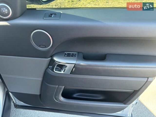 Серый Ленд Ровер Рендж Ровер Спорт, объемом двигателя 2.99 л и пробегом 175 тыс. км за 21900 $, фото 13 на Automoto.ua