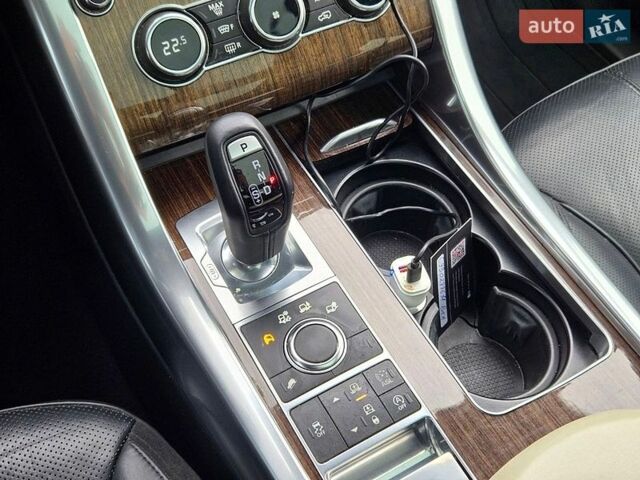 Сірий Ленд Ровер Range Rover Sport, об'ємом двигуна 3 л та пробігом 170 тис. км за 25900 $, фото 29 на Automoto.ua