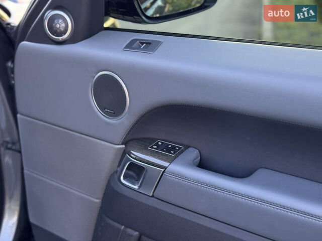 Серый Ленд Ровер Рендж Ровер Спорт, объемом двигателя 3 л и пробегом 180 тыс. км за 32900 $, фото 46 на Automoto.ua