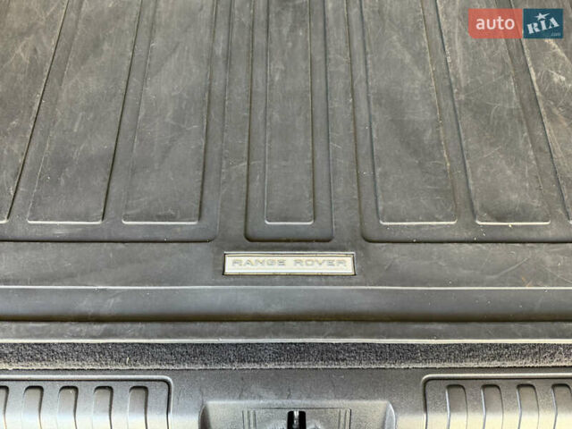 Сірий Ленд Ровер Range Rover Sport, об'ємом двигуна 2.99 л та пробігом 215 тис. км за 25999 $, фото 13 на Automoto.ua