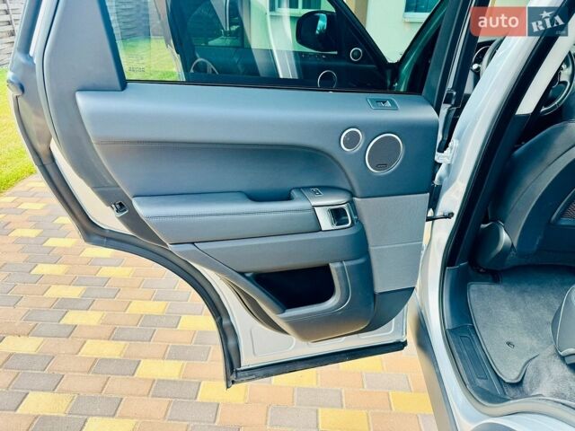 Сірий Ленд Ровер Range Rover Sport, об'ємом двигуна 2.99 л та пробігом 177 тис. км за 22900 $, фото 13 на Automoto.ua