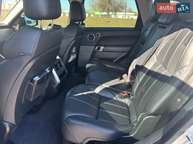 Сірий Ленд Ровер Range Rover Sport, об'ємом двигуна 3 л та пробігом 173 тис. км за 21900 $, фото 14 на Automoto.ua