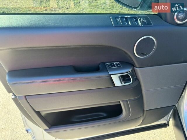 Серый Ленд Ровер Рендж Ровер Спорт, объемом двигателя 2.99 л и пробегом 175 тыс. км за 21900 $, фото 6 на Automoto.ua