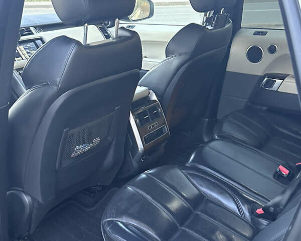 Сірий Ленд Ровер Range Rover Sport, об'ємом двигуна 3 л та пробігом 167 тис. км за 28900 $, фото 16 на Automoto.ua