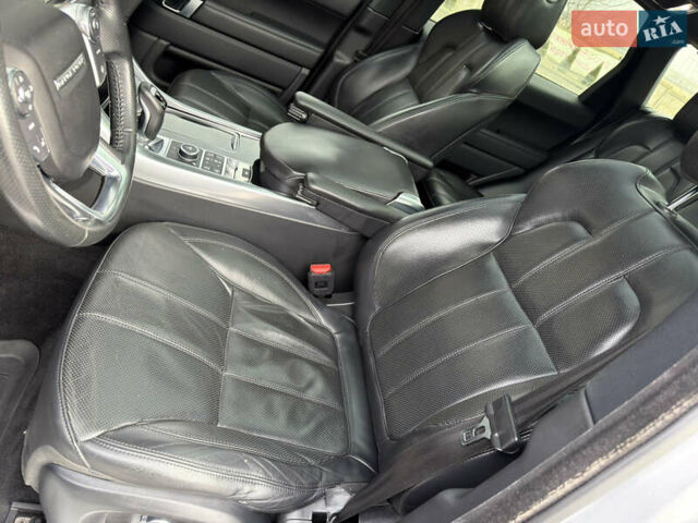 Сірий Ленд Ровер Range Rover Sport, об'ємом двигуна 2.99 л та пробігом 182 тис. км за 27700 $, фото 41 на Automoto.ua