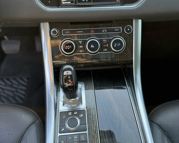 Серый Ленд Ровер Рендж Ровер Спорт, объемом двигателя 3 л и пробегом 180 тыс. км за 32900 $, фото 72 на Automoto.ua