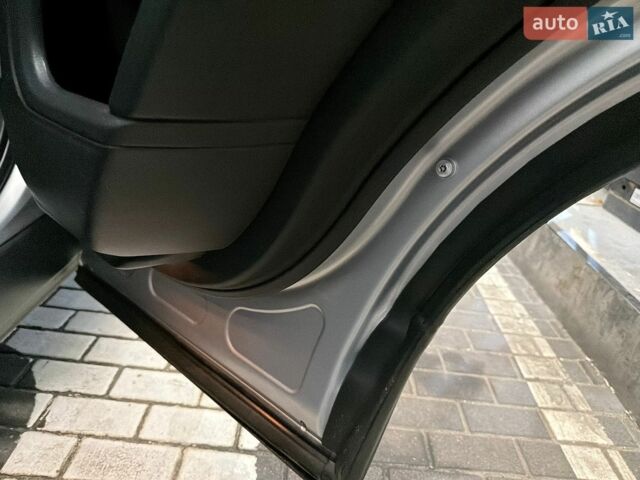 Сірий Ленд Ровер Range Rover Sport, об'ємом двигуна 3 л та пробігом 177 тис. км за 22500 $, фото 80 на Automoto.ua