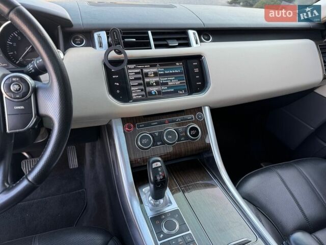 Сірий Ленд Ровер Range Rover Sport, об'ємом двигуна 3 л та пробігом 135 тис. км за 23950 $, фото 19 на Automoto.ua