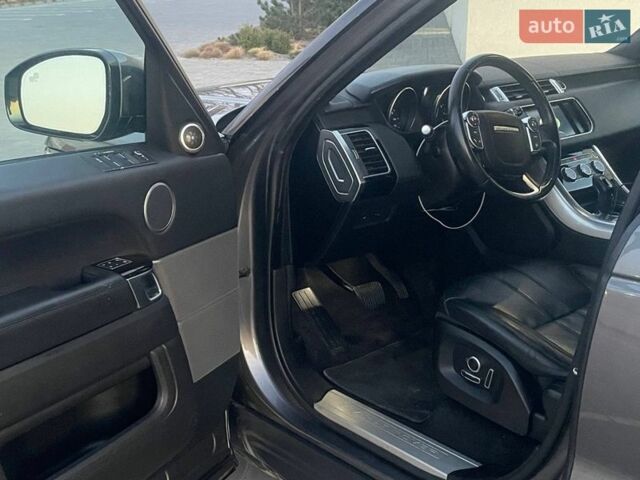 Серый Ленд Ровер Рендж Ровер Спорт, объемом двигателя 3 л и пробегом 212 тыс. км за 16700 $, фото 41 на Automoto.ua