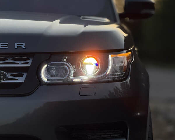 Сірий Ленд Ровер Range Rover Sport, об'ємом двигуна 2.99 л та пробігом 198 тис. км за 33000 $, фото 9 на Automoto.ua