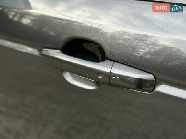 Серый Ленд Ровер Рендж Ровер Спорт, объемом двигателя 4.4 л и пробегом 206 тыс. км за 39500 $, фото 63 на Automoto.ua