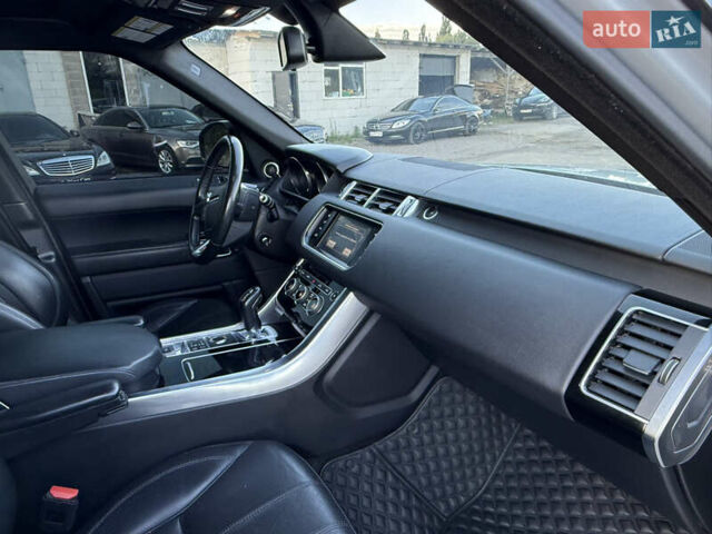 Сірий Ленд Ровер Range Rover Sport, об'ємом двигуна 3 л та пробігом 166 тис. км за 25999 $, фото 43 на Automoto.ua